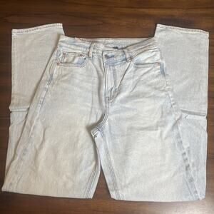 AE American Eagle Highest Rise Baggy Straight Sz 4 Tall Light Wash Offset Button